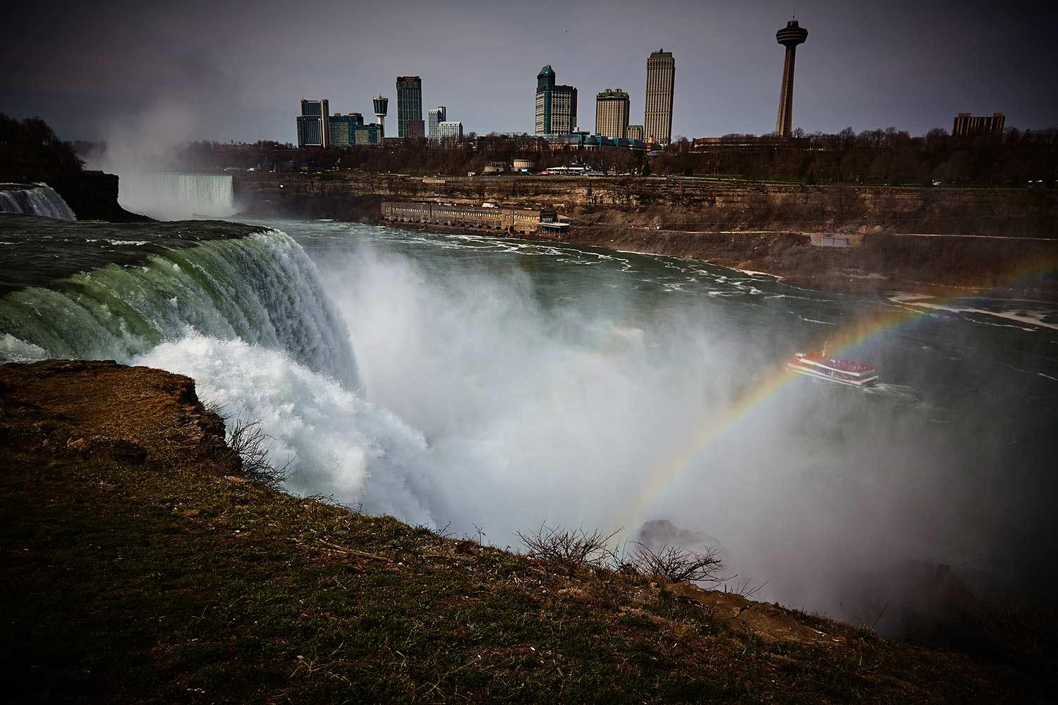 niagara falls ©2017 bret wills