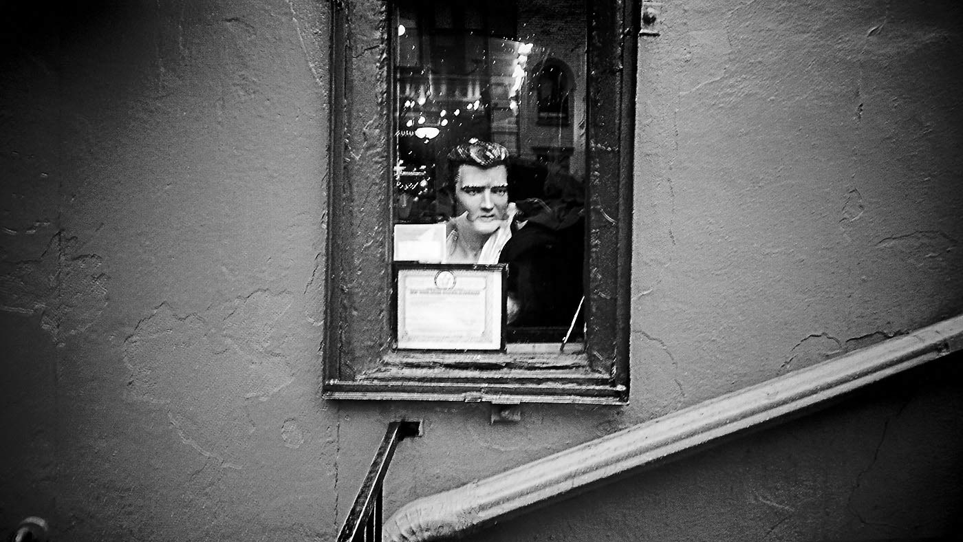elvis on the lower east side ©2014 bret wills