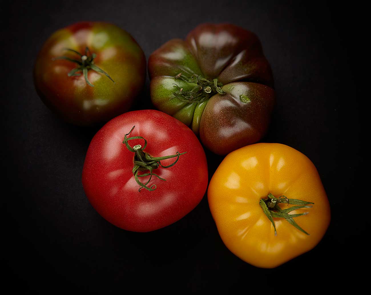 heirloom tomotoes ©2016 by bret wills