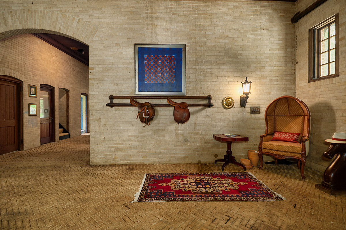 memphis ©2025 by bret wills