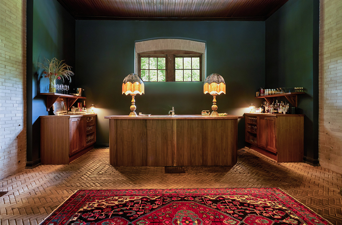 memphis ©2025 by bret wills