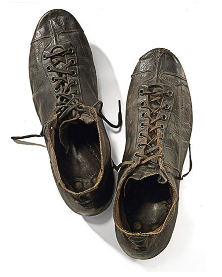 sports memorabilia photography by bret wills