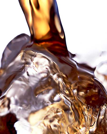 ice pour photography