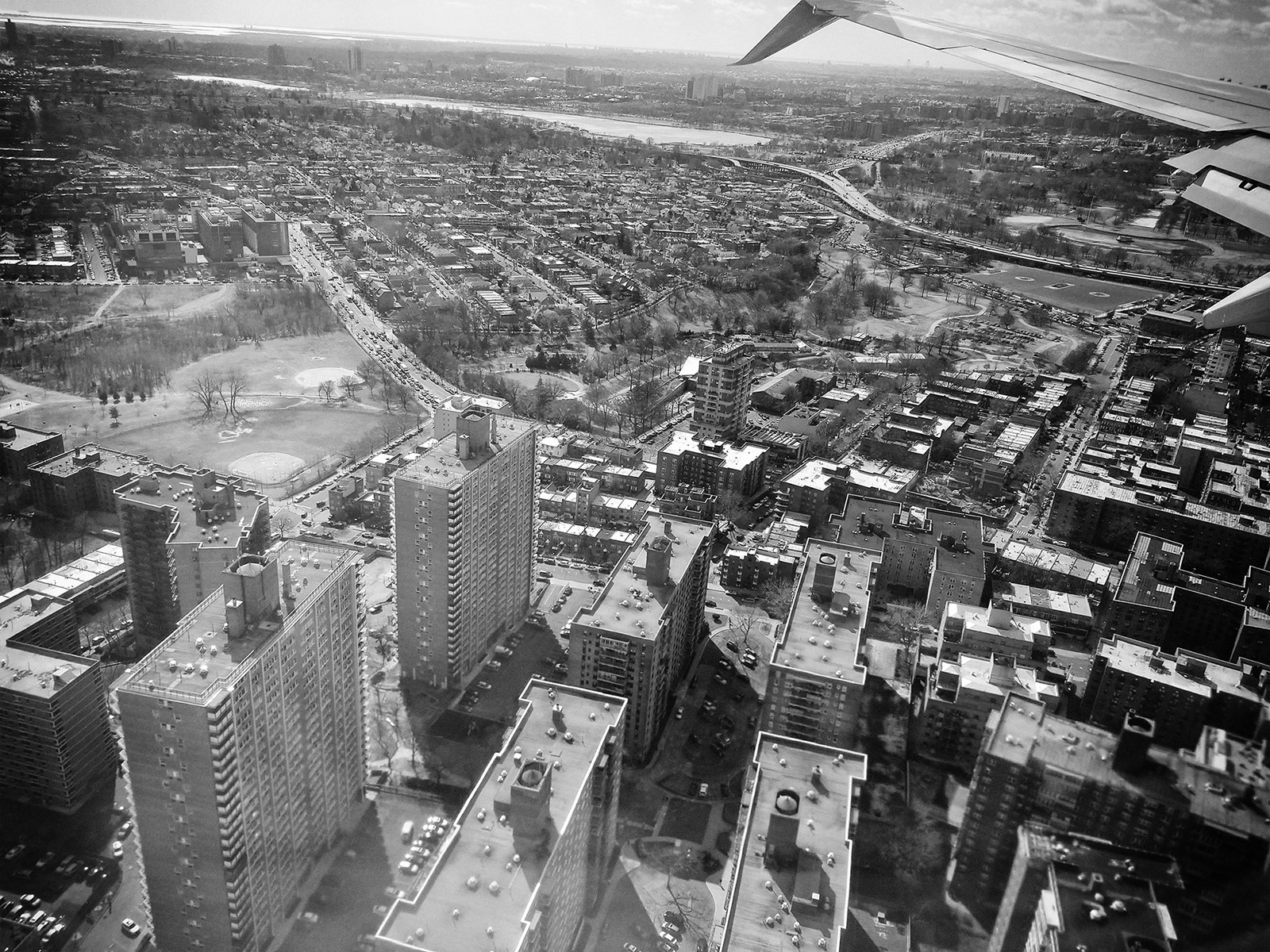 Short final into LGA ©2019 bret wills